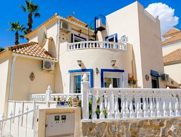 Villa de 3 chambres à vendre à Villamartin