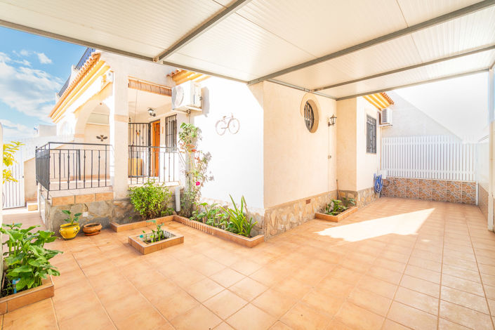 Image No.3-2 Bed Townhouse for sale