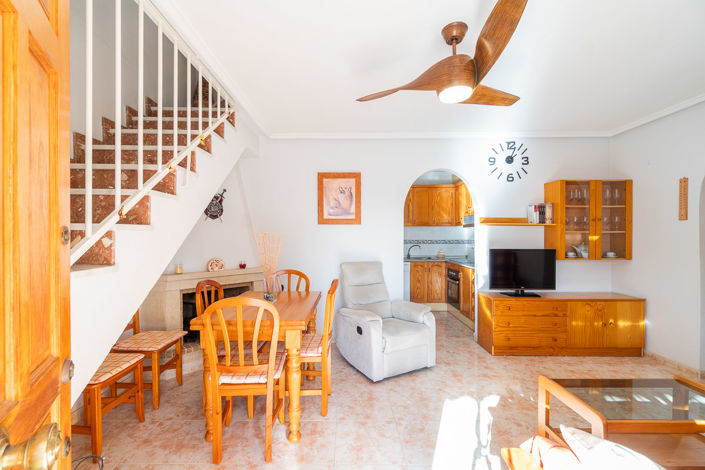 Image No.7-2 Bed Townhouse for sale