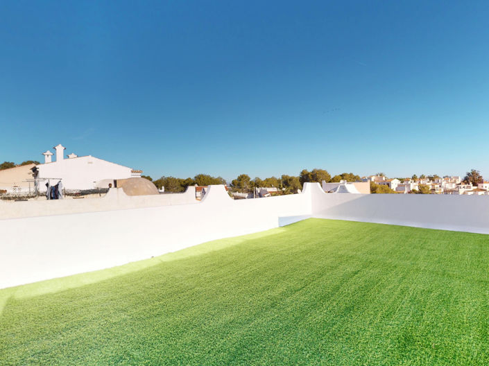 Image No.19-2 Bed Townhouse for sale