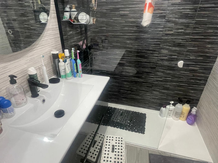 Image No.17-3 Bed Apartment for sale