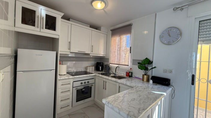 Image No.3-2 Bed Townhouse for sale