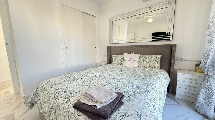 Image No.6-2 Bed Townhouse for sale