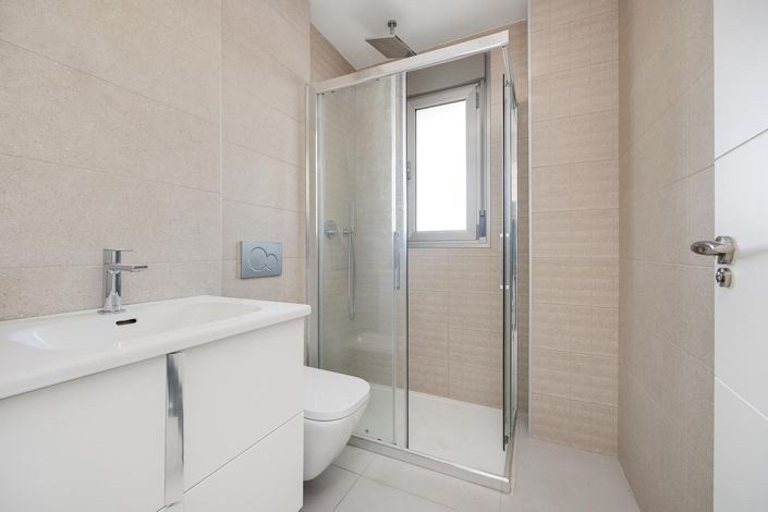 Image No.19-2 Bed Apartment for sale