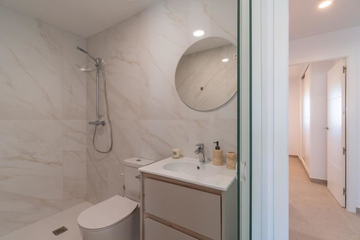 Image No.40-3 Bed Apartment for sale