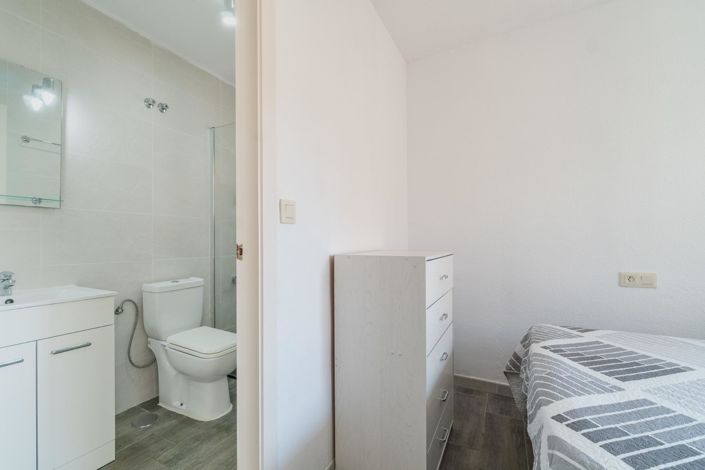 Image No.9-1 Bed Bungalow for sale