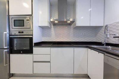 o1ieg98nam1jn6eassmmem3av01r