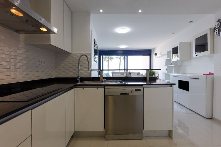 Image No.25-2 Bed Apartment for sale