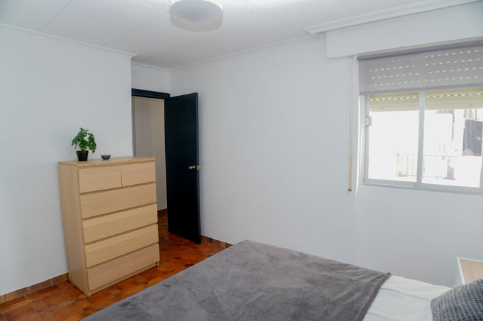 Image No.20-3 Bed Apartment for sale