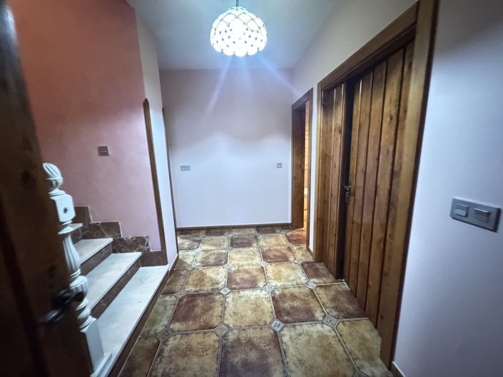 Image No.42-4 Bed Villa for sale