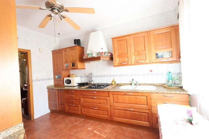 Image No.2-4 Bed Villa for sale