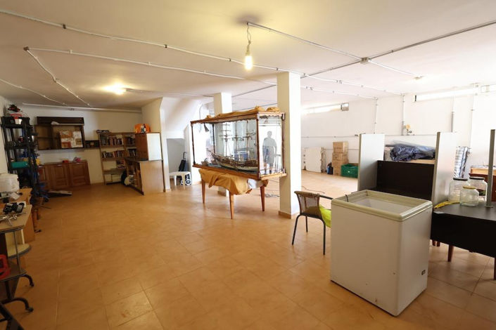 Image No.27-4 Bed Villa for sale