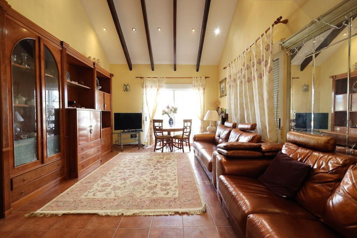 Image No.4-4 Bed Villa for sale