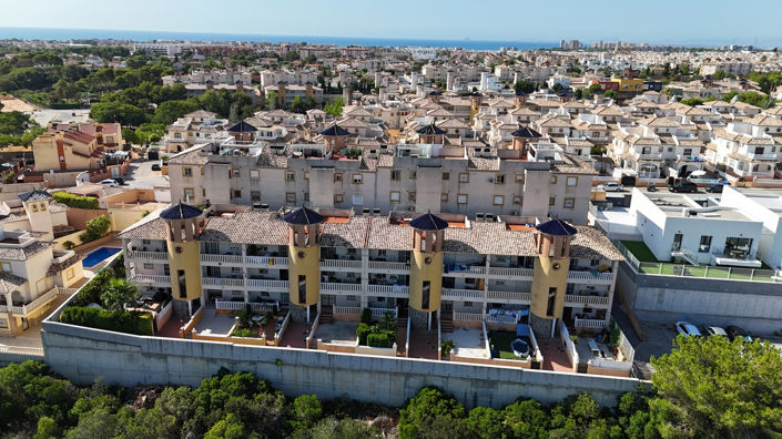 Image No.24-2 Bed Apartment for sale