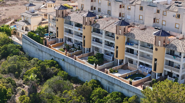 Image No.26-2 Bed Apartment for sale