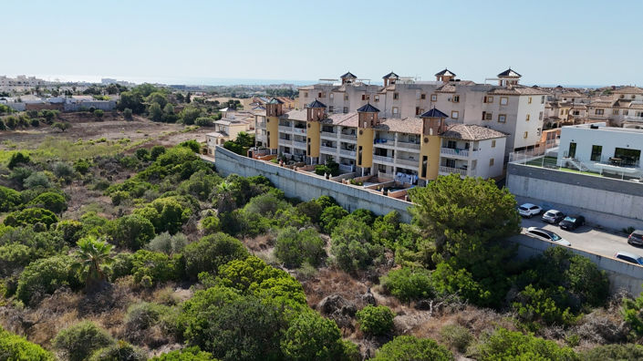 Image No.27-2 Bed Apartment for sale