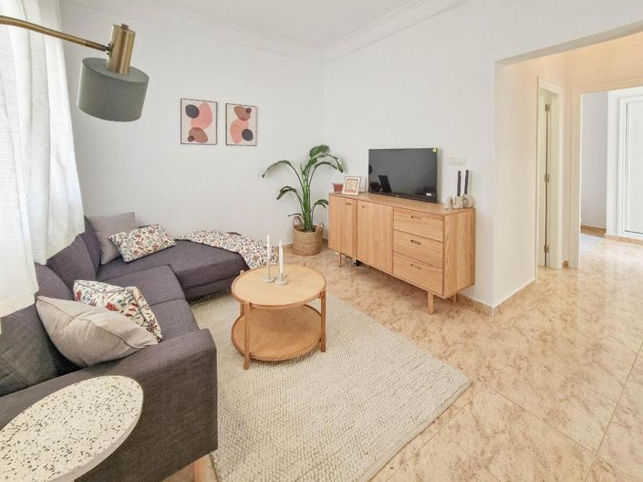 Image No.10-2 Bed Townhouse for sale