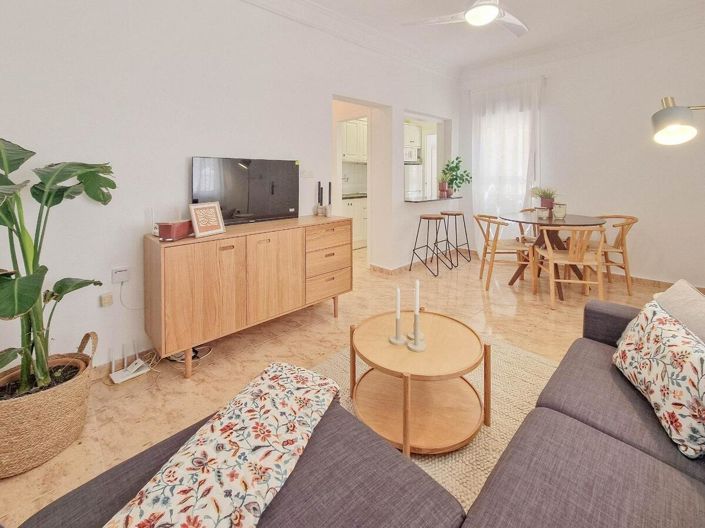 Image No.11-2 Bed Townhouse for sale