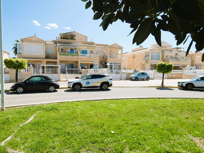 Image No.36-Villa de 2 chambres à vendre à Torrevieja