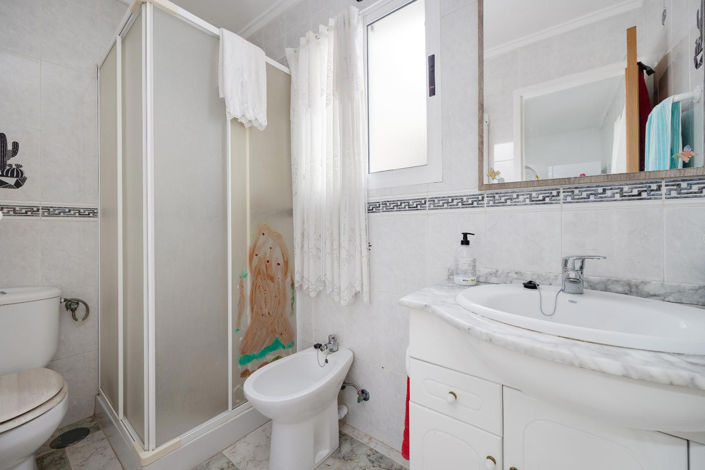 Image No.19-3 Bed Apartment for sale