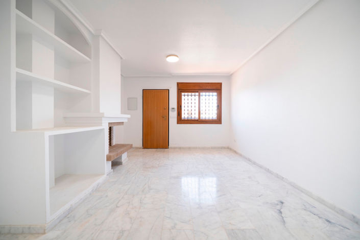 Image No.11-Villa de 2 chambres à vendre à San Miguel de Salinas