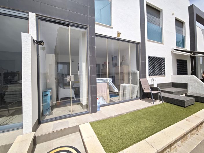 Image No.4-2 Bed Apartment for sale