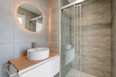 o1j0recvev840fc1f5v1ju1slo2g