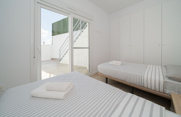 Image No.12-3 Bed Villa for sale