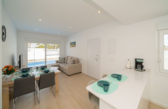 Image No.3-3 Bed Villa for sale