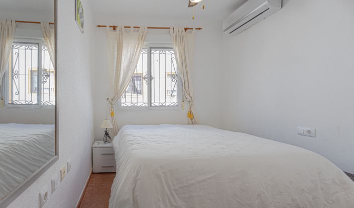 Image No.13-3 Bed Townhouse for sale