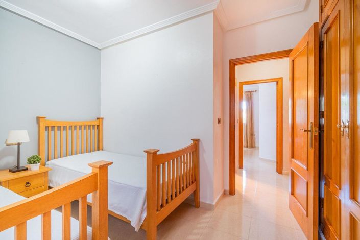 Image No.33-2 Bed Apartment for sale