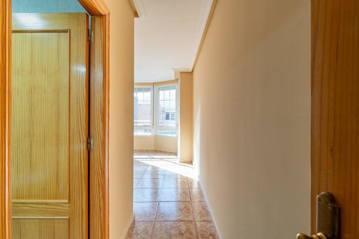 Image No.16-3 Bed Apartment for sale