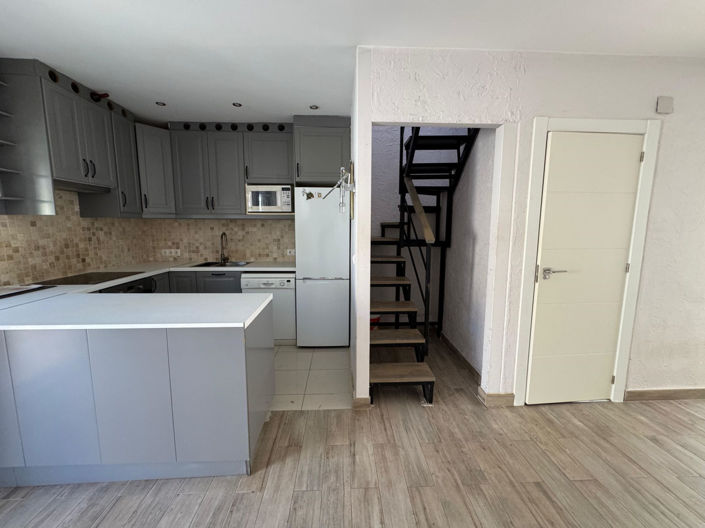 Image No.10-2 Bed Townhouse for sale