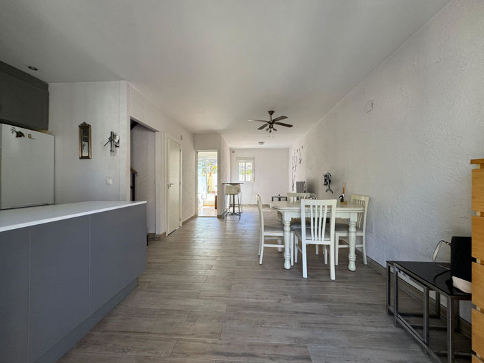 Image No.4-2 Bed Townhouse for sale