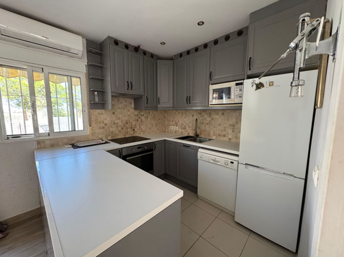 Image No.5-2 Bed Townhouse for sale