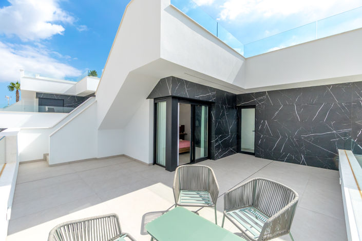 Image No.9-3 Bed Villa for sale