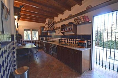 propertyimage1h6n1cyaoe20220216082008