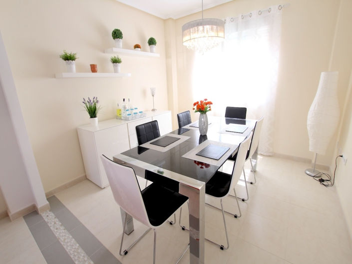 Image No.13-2 Bed Townhouse for sale