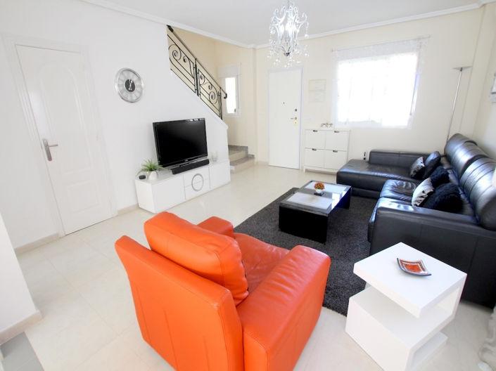 Image No.14-2 Bed Townhouse for sale