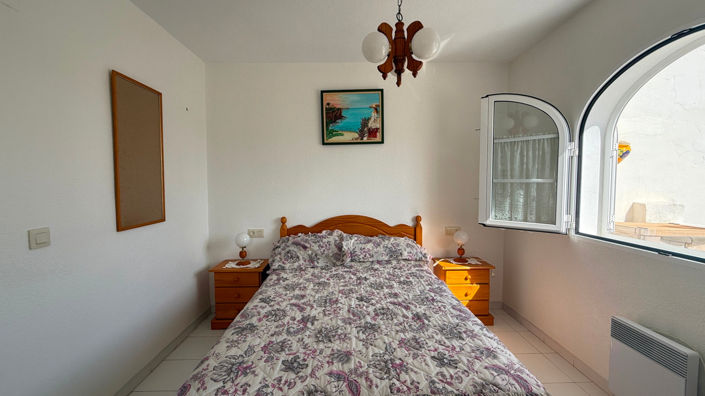 Image No.32-2 Bed Apartment for sale