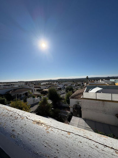 Image No.26-3 Bed Villa for sale