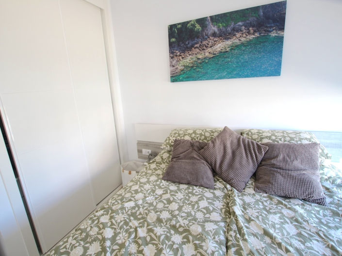 Image No.24-2 Bed Apartment for sale