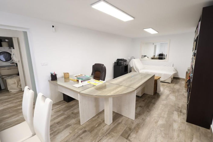 Image No.40-4 Bed Villa for sale