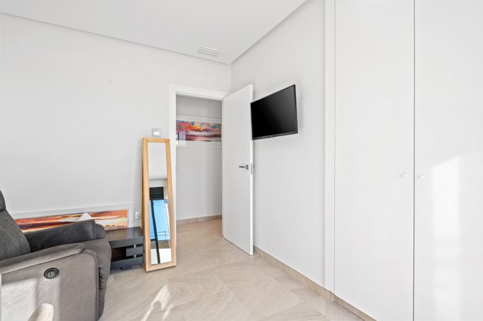 Image No.14-3 Bed Villa for sale