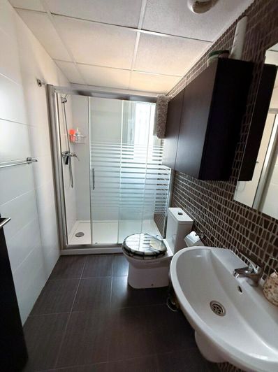 Image No.11-3 Bed Apartment for sale