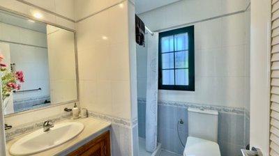 o1jch82cl51t8lqhmjli6s51vfc2b