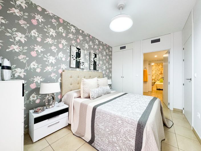 Image No.12-2 Bed Apartment for sale