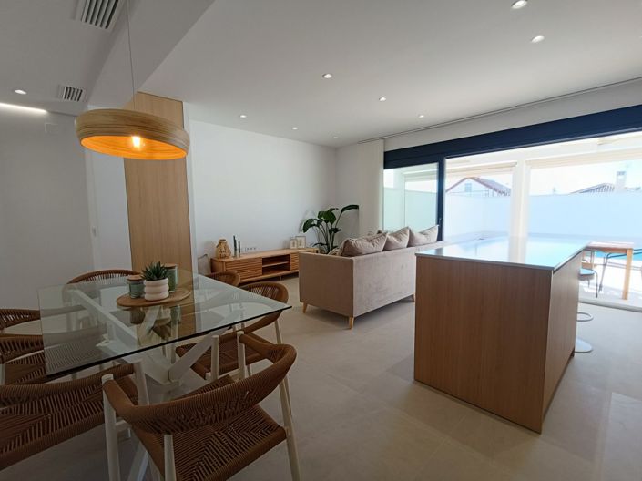 Image No.20-3 Bed Villa for sale