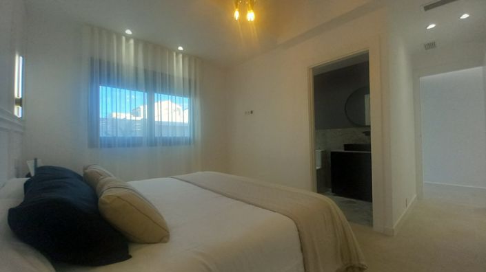 Image No.6-3 Bed Villa for sale