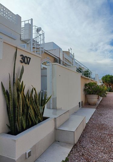 Image No.23-2 Bed Bungalow for sale